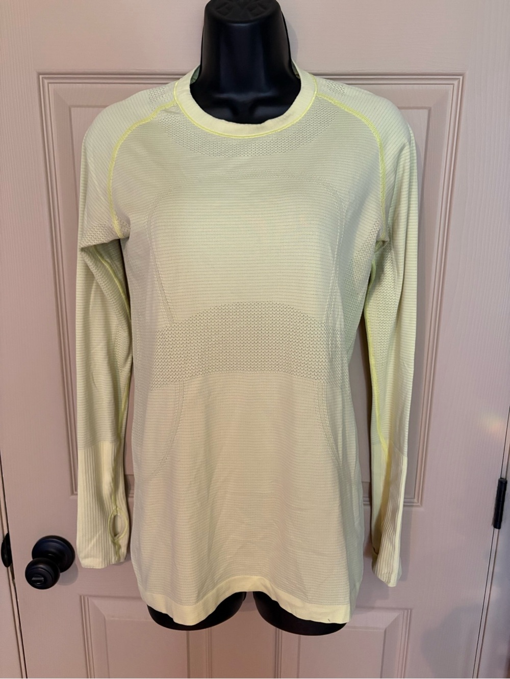 Lululemon Long Sleeve Swiftly Tech
Clarity Yellow